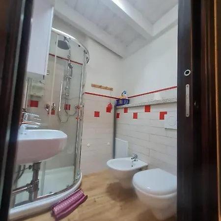 Bed and breakfast Portopollo Surfhouse Barrabisa