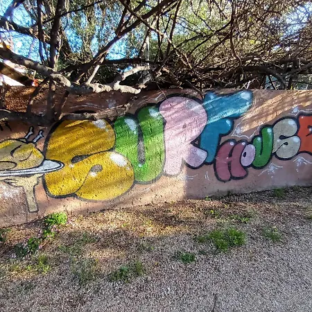 Bed and breakfast Portopollo Surfhouse 3*