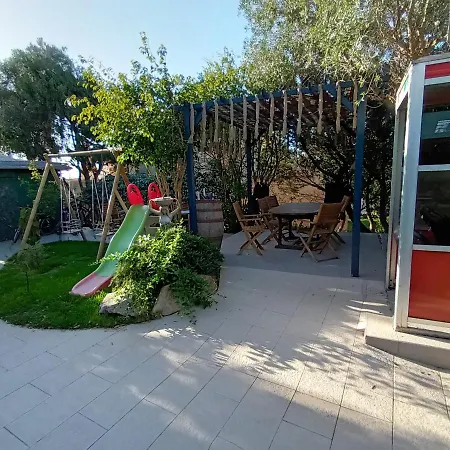 Portopollo Surfhouse Отель типа 