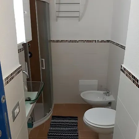 Bed and breakfast Portopollo Surfhouse 3*