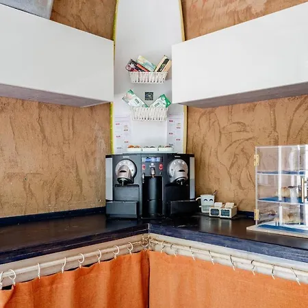 Bed & Breakfast Portopollo Surfhouse