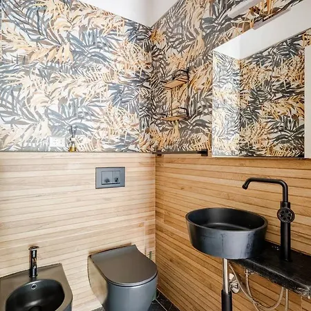 Bed and Breakfast Portopollo Surfhouse 3*